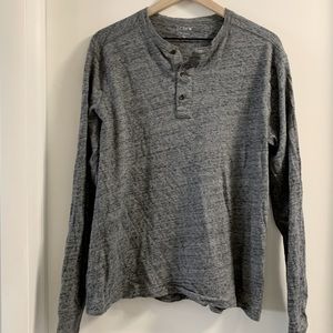 Long-sleeve henley